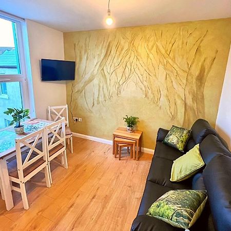 Bangor Central Apartments エクステリア 写真