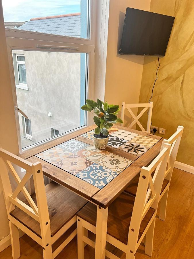 Bangor Central Apartments エクステリア 写真