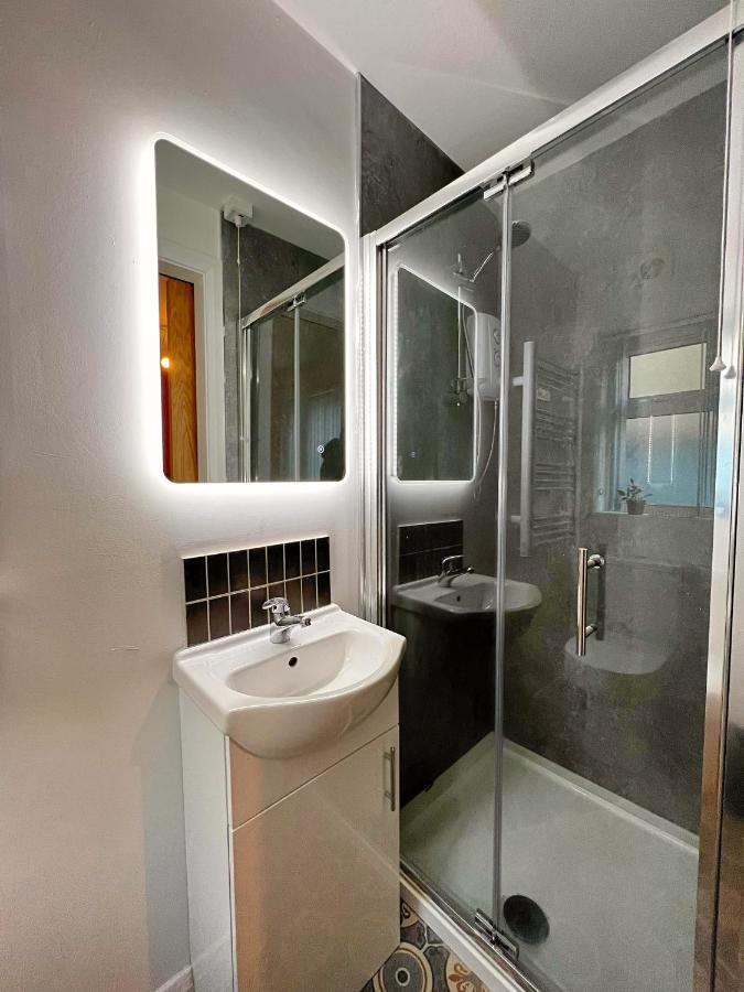 Bangor Central Apartments エクステリア 写真